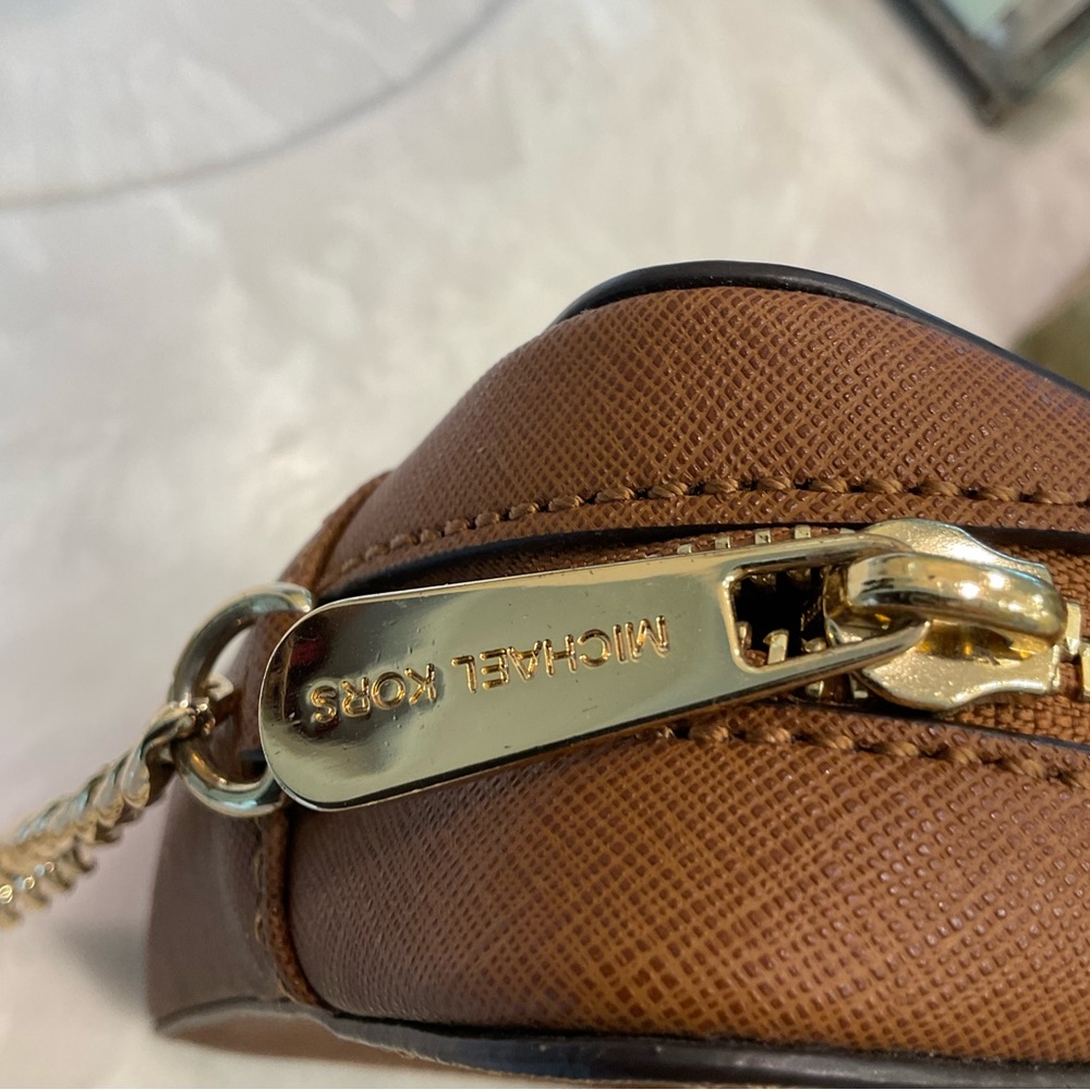 Michael Kors Crossbody / Shoulder bag, Pebbled leather, 9” x 7”, saddle color - Picture 7 of 16